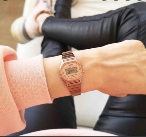 Casio LA-11WR-5ADF Kadın Kol Saati