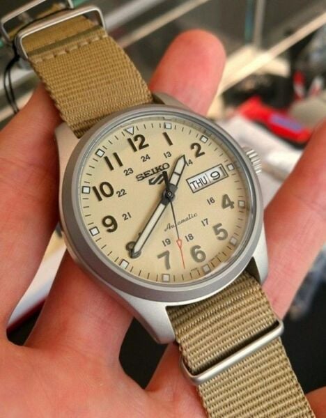 Seiko5 Sports SRPJ83K Otomatik Erkek Kol Saati