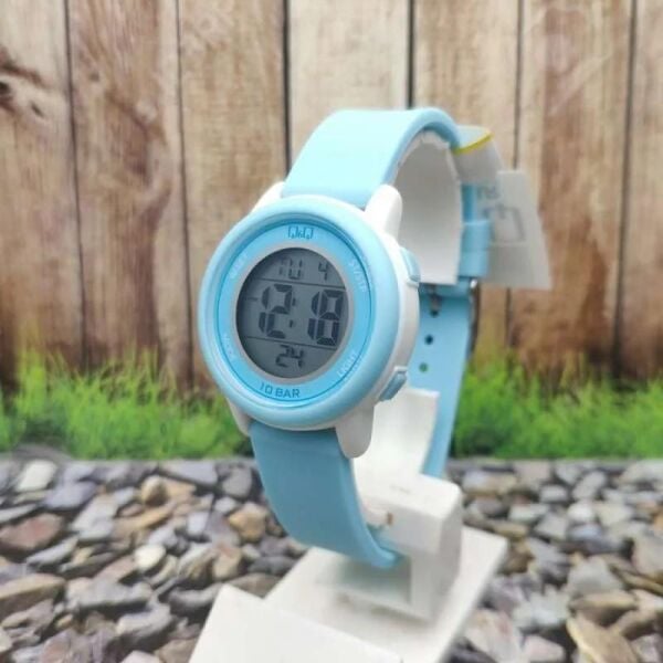 Q&Q M208J006Y Mavi Renkli Kronometreli Alarmlı Işıklı Çocuk Kol Saati