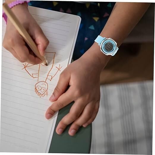 Q&Q M208J006Y Mavi Renkli Kronometreli Alarmlı Işıklı Çocuk Kol Saati