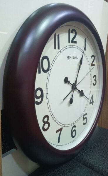 Regal 2101 RI Masif Ahşap Kasa Sessiz Akar Saniyeli Duvar Saat