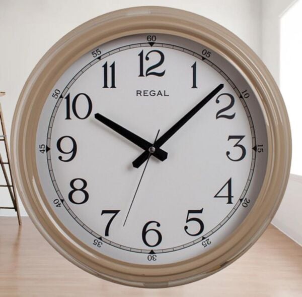 Regal 4400 EW Klasik 40 cm Çap Bej Metal Kasa Duvar Saati