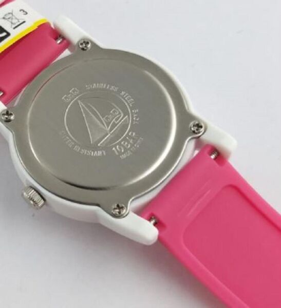 Q&Q V22A-012VY Ayıcık Desenli Silikon 10 Atm Su Geçirmez Çocuk Kol Saati