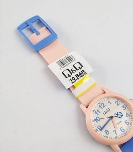 Q&Q VS49J002Y Silikon 10 Bar Su Geçirmez Çocuk Kol Saati