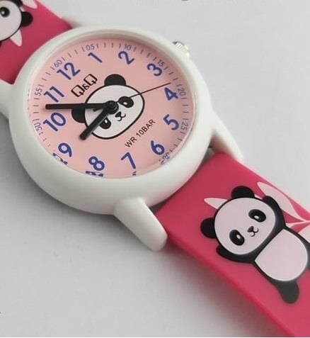 Q&Q V23A-006VY Panda Desenli Silikon 10 Atm Su Geçirmez Çocuk Kol Saati