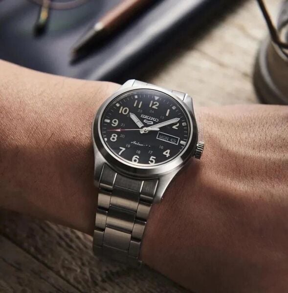 Seiko5 Sports SRPJ81K Otomatik Erkek Kol Saati