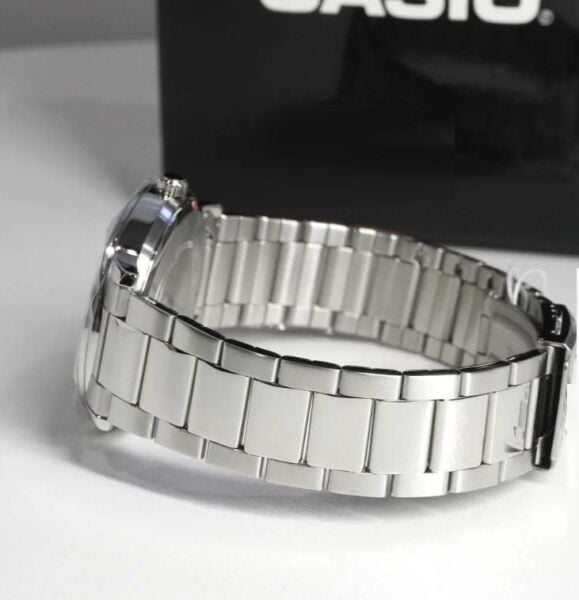 Casio MTP-E335D-3EVDF Erkek Kol Saati