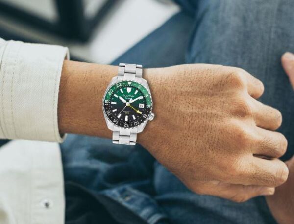 Quantum QMG1104.370 Otomatik Erkek Kol Saati