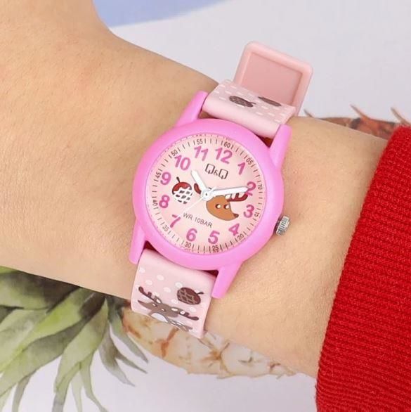 Q&Q V22A-015VY Geyik Desenli Çocuk Kol Saati