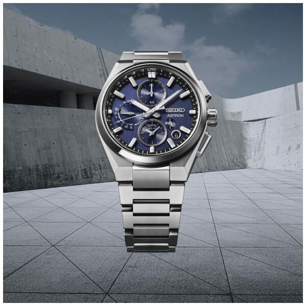 Seiko Astron GPS Solar 5X Dual-Time Chronograph Erkek Kol Saati
