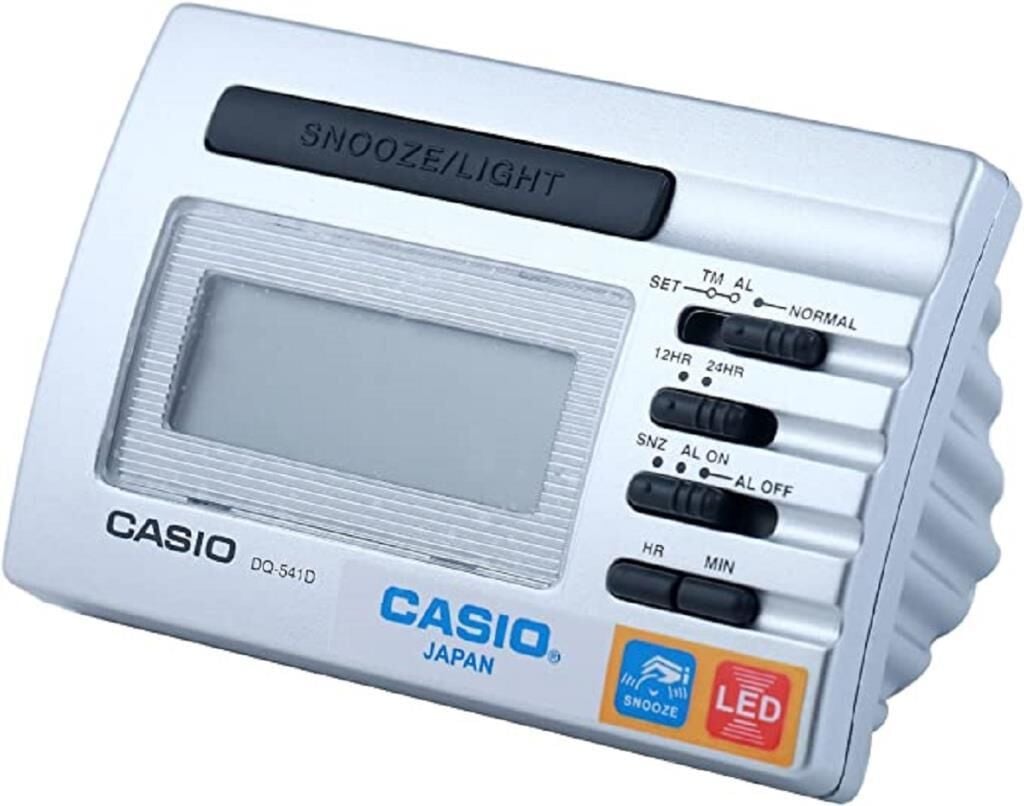 Casio DQ-541D-8RDF Ertelemeli Bip Alarm Işıklı Kadran 12/24 Saat Dilimi Özellikli Masa Saati