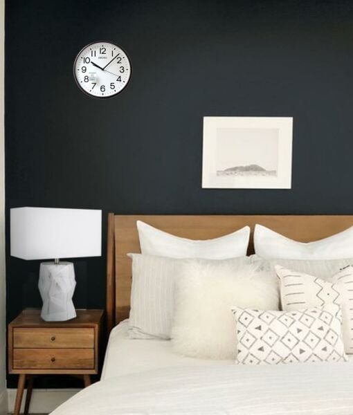 Seiko QXA677B Ahşap Renkli Plastik Kasa Sessiz Saniye İbreli Duvar Saati