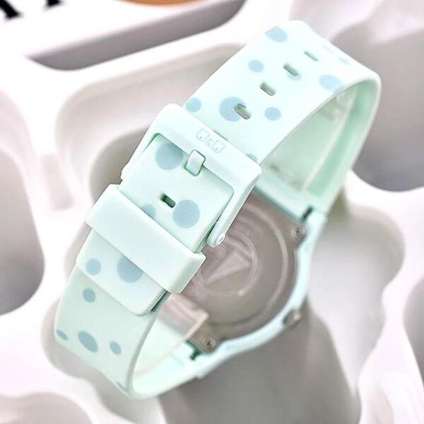 Q&Q VP46J065Y Yeşil Puanlı Silikon 10 Atm Su Geçirmez Çocuk Kol Saati