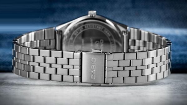 Casio MTP-B145D-3AVDF Erkek Kol Saati