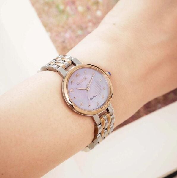 Citizen EM0996-84Y Eco-Drive Kadın Kol Saati