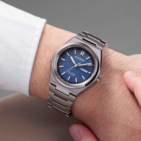 Citizen AW0130-85LC Eco-Drive Titanium Erkek Kol Saati