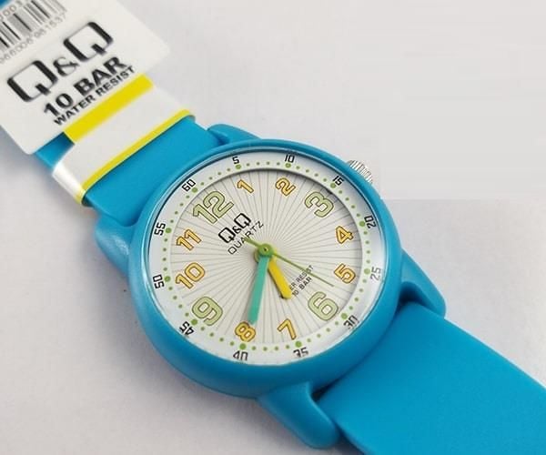Q&Q VR41J003Y Turkuaz Çocuk Kol Saati