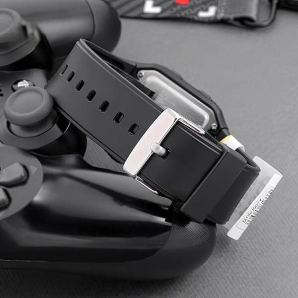 Q&Q M158J004Y Alarmlı Tarihli Kronometreli Işıklı Genç Kol Saati