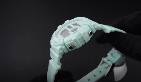 Q&Q G15A-002VY Yeşil Renkli Alarmlı Tarihli Kronometreli Işıklı Çocuk Kol Saati