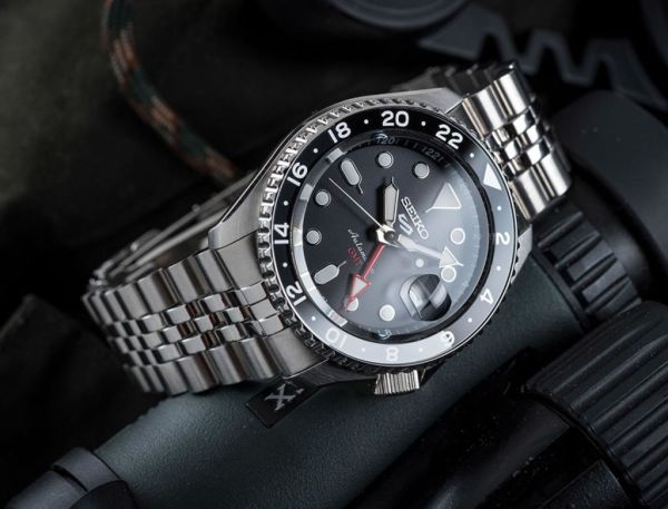 Seiko 5 SSK001K Otomatik Erkek Kol Saati