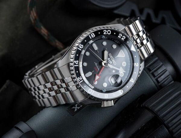 Seiko5 SSK001K Otomatik Erkek Kol Saati