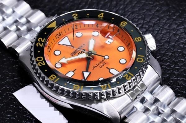 Seiko5 SSK005K Otomatik Erkek Kol Saati