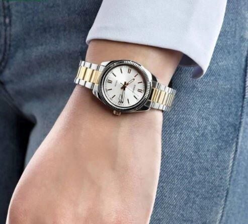 Casio LTP-1302SG-7AVDF Kadın Kol Saati