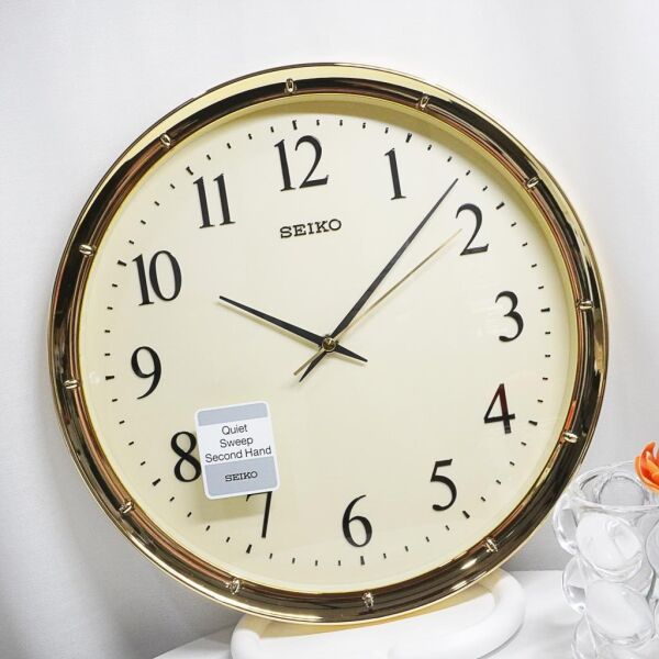 Seiko QXA417G Plastik Kasa Gold Renkli 31.1 cm Çaplı Quartz Mekanizmalı Duvar Saati