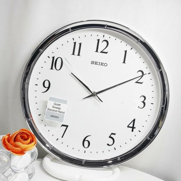 Seiko QXA417S Metalik Renkli Plastik Kasa Quartz Mekanizmalı Duvar Saati