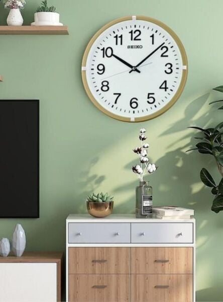 Seiko QXA652G Plastik Kasa Gold Renkli 31.4 cm Çaplı Modern Dekoratif Quartz Saniye Mekanizmalı Duvar Saati