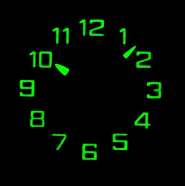 Q&Q VR19J001Y Siyah Renkli Fosforlu 10 Atm Su Geçirmez Çocuk Kol Saati