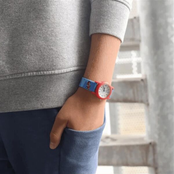 Q&Q VR99J004Y Yarış Arabası Çocuk Kol Saati