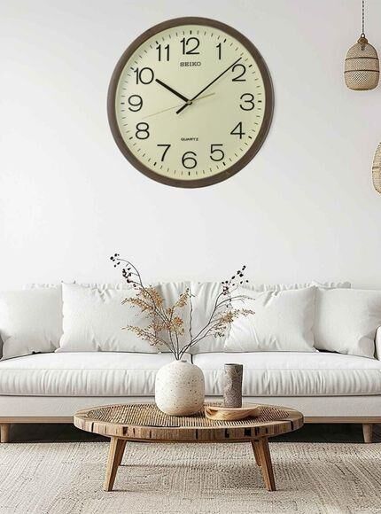 Seiko QXA806B Plastik Kasa Kahverengi Renkli 40 cm Çaplı Quartz Mekanizmalı Duvar Saati