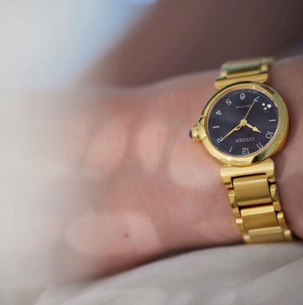 Citizen EM1132-88H Eco-Drive Kadın Kol Saati