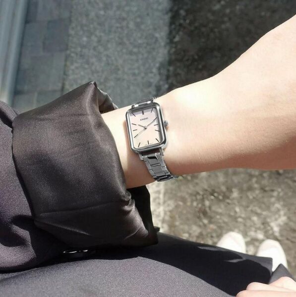 Casio LTP-V009D-4EUDF Kadın Kol Saati