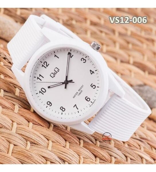 Q&Q VS12J006Y Beyaz Renkli Silikon 10 Bar Su Geçirmez Genç Kol Saati