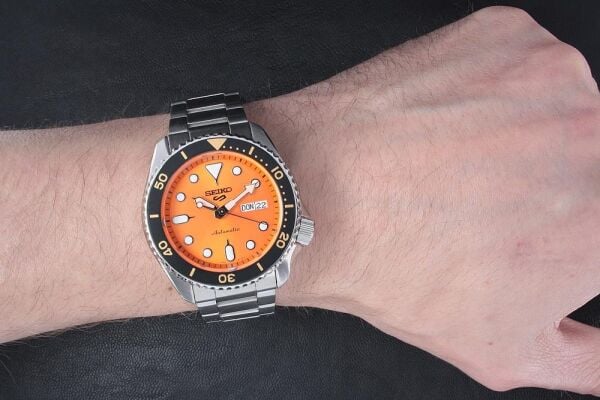Seiko5 Sports SRPD59K Otomatik Erkek Kol Saati