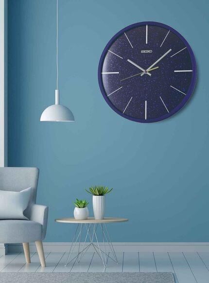 Seiko QXA828A Ahşap Kasa Lacivert Renkli 33 cm Çaplı Quartz Mekanizmalı Duvar Saati