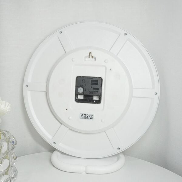 Seiko QHA009A Plastik Kasa Metalik Gri Renkli 30,5 cm Çaplı Quartz Mekanizmalı Duvar Saati