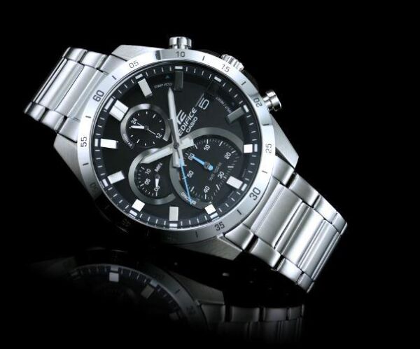 Casio Edıfıce EFR-571D-1AVUDF Erkek Kol Saati