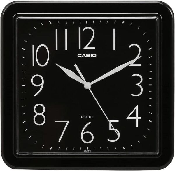 Casio IQ-06-1DF Plastik Kasa Siyah Renkli 24.5 x 23 cm Çaplı Modern Quartz Saniye Mekanizmalı Duvar Saati