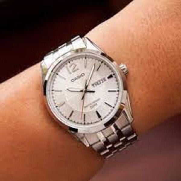 Casio MTP-1335D-7AVDF Erkek Kol Saati