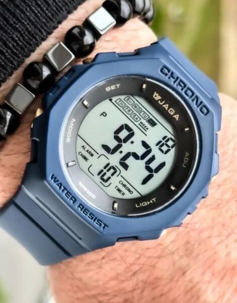 Jaga M1235-0EEE Alarm Kronometre Aydınlatmalı Dijital Genç Kol Saati