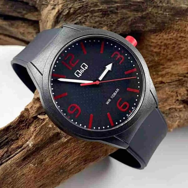 Q&Q VR28J027Y Siyah Renkli 10 Atm Su Geçirmez Genç Kol Saati