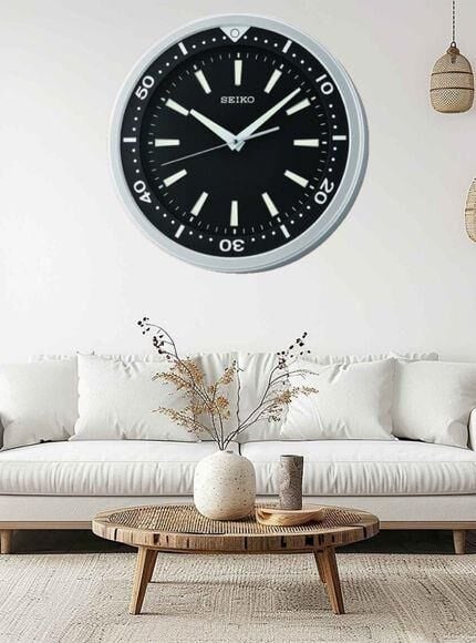 Seiko QXA723A Plastik Kasa Gri Renkli 40 cm Çaplı  LumiBrite Modern Sessiz Saniye Mekanizmalı Duvar Saati
