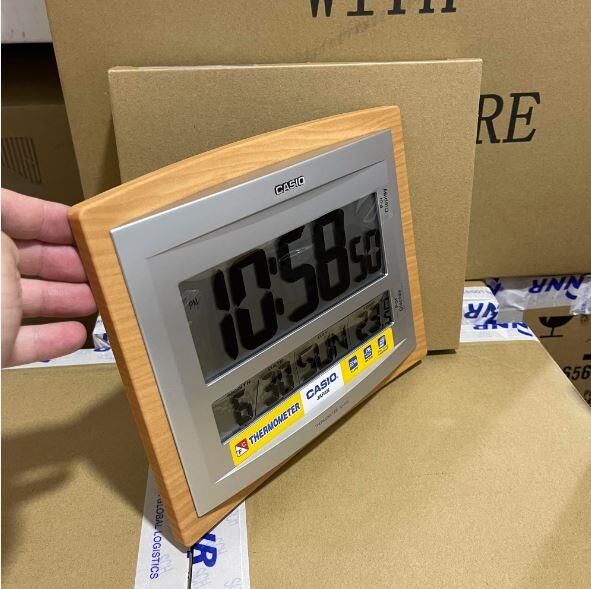 Casio ID-15SA-5DF Plastik Kasa Kahverengi Renkli 20.1 x 24.3 cm Çaplı Isı ve Nem Ölçerli Takvimli Alarmlı Dijital Masa ve Duvar Saati