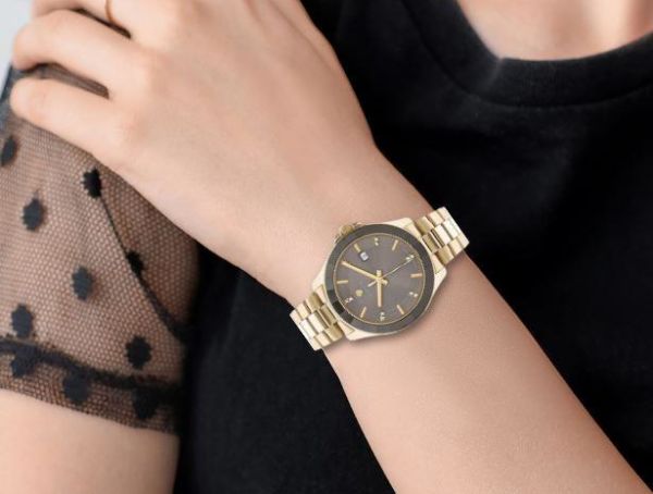 Wainer WA.18020-E Kadın Kol Saati