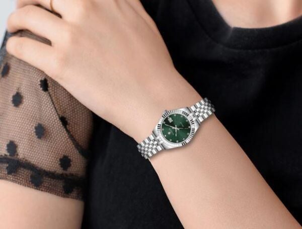 Wainer WA.19020-C Takvimli Kadın Kol Saati