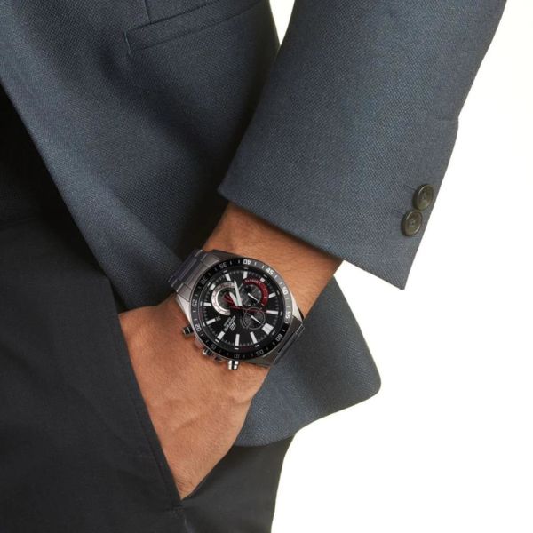 Casio Edıfıce EFV-620D-1A4VUDF Erkek Kol Saati