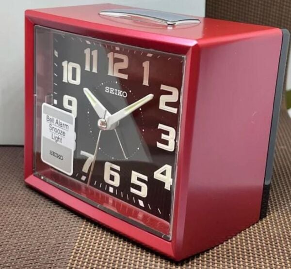 Seiko QHK024R Ertelemeli Bell Alarmlı Sessiz Saniyeli Lumibrite Masa Saati